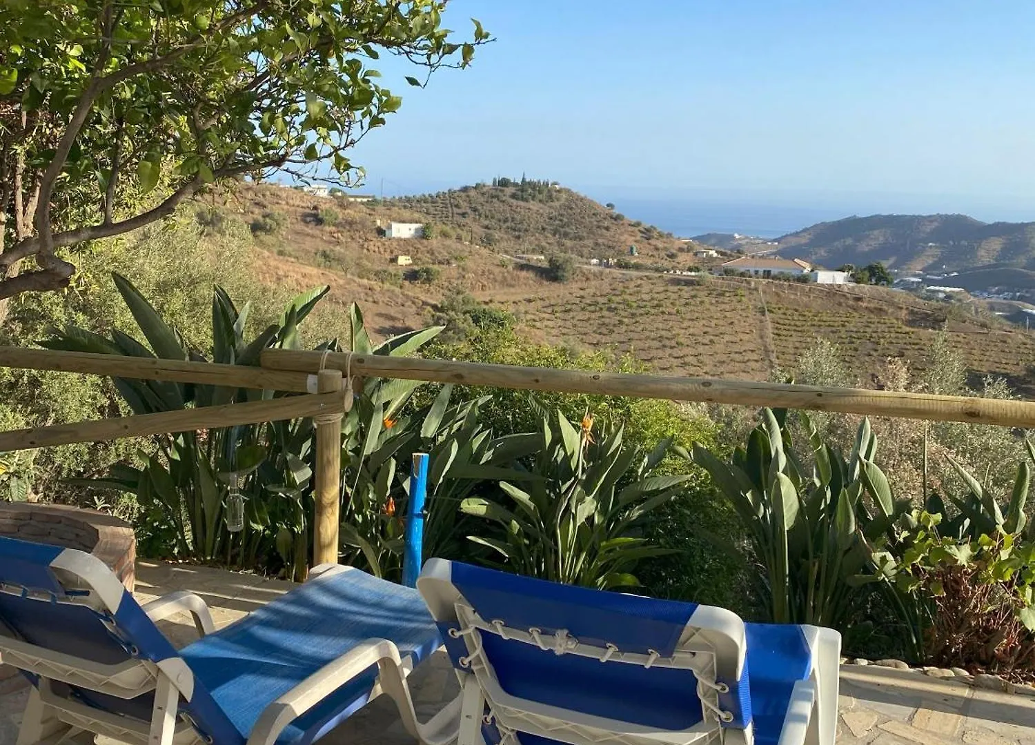 Casa Feliz Villa Iznate Holiday home